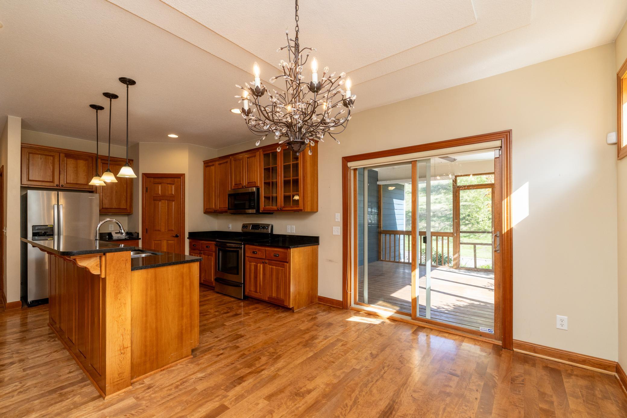 15600 Dunberry Way Property Photo 16