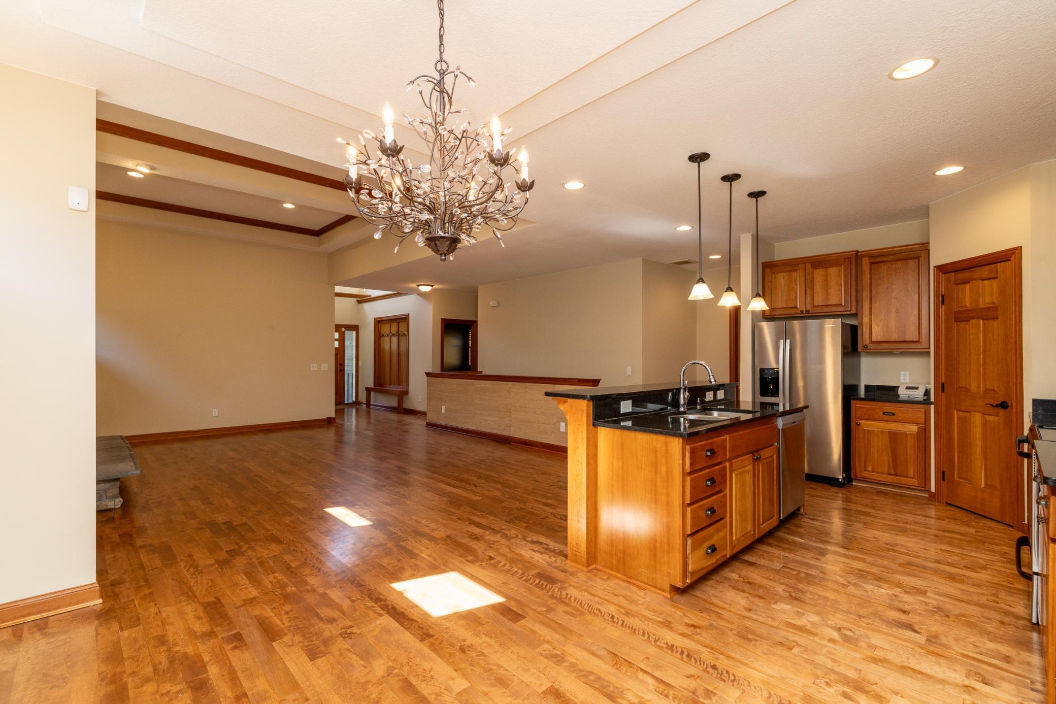 15600 Dunberry Way Property Photo 17