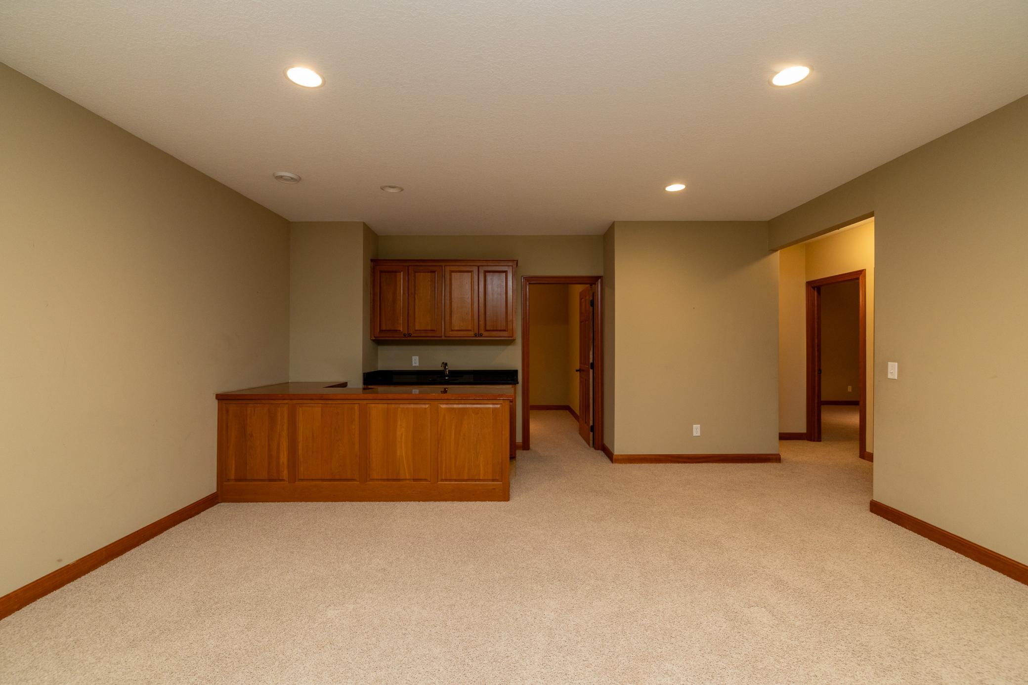 15600 Dunberry Way Property Photo 25