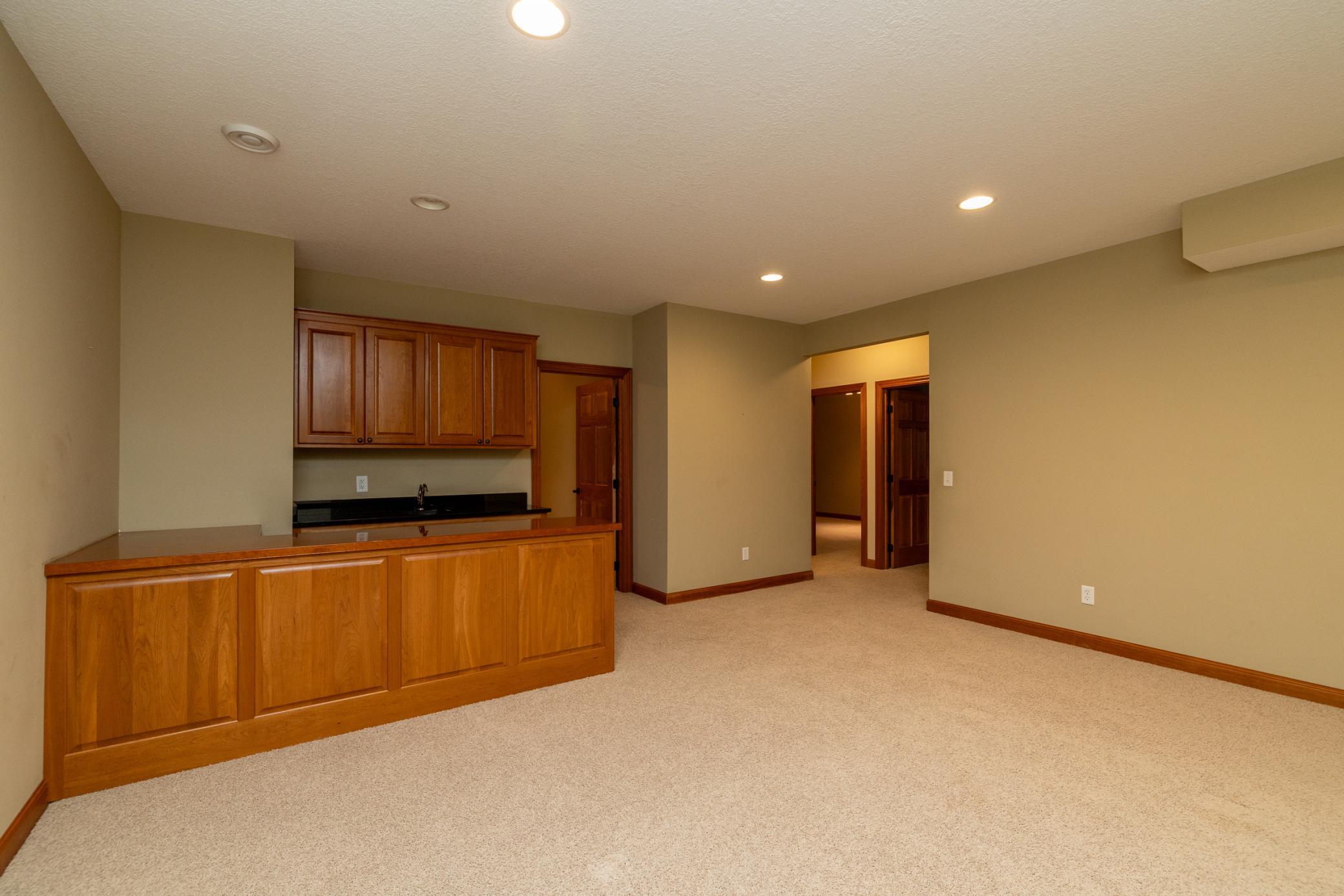 15600 Dunberry Way Property Photo 26
