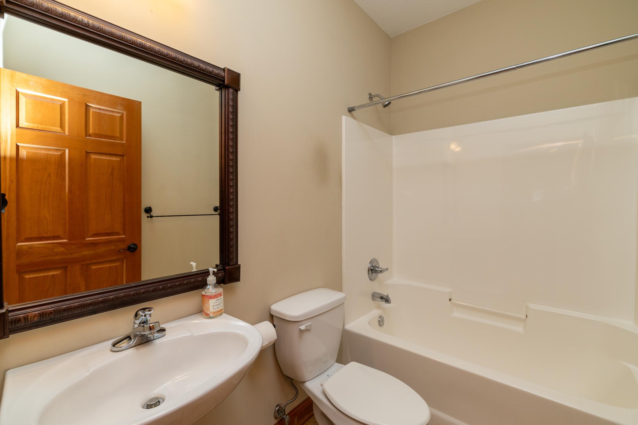 15600 Dunberry Way Property Photo 41