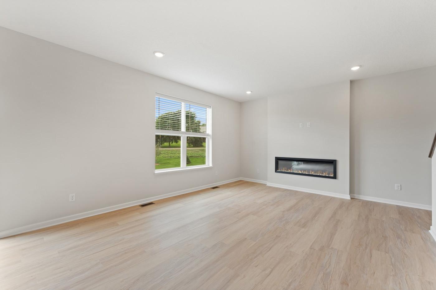 1683 Langston Avenue Ne Property Photo 8