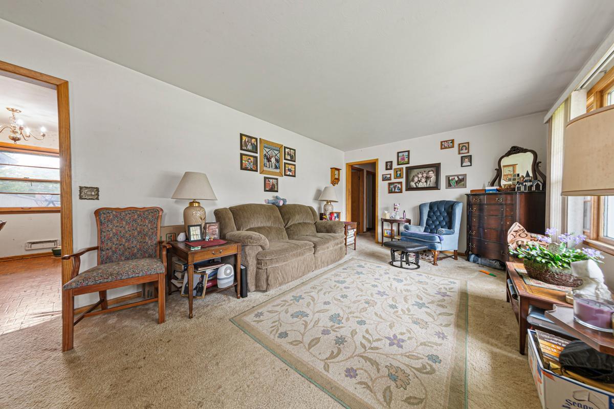 3320 Upper 143rd Street W Property Photo 4