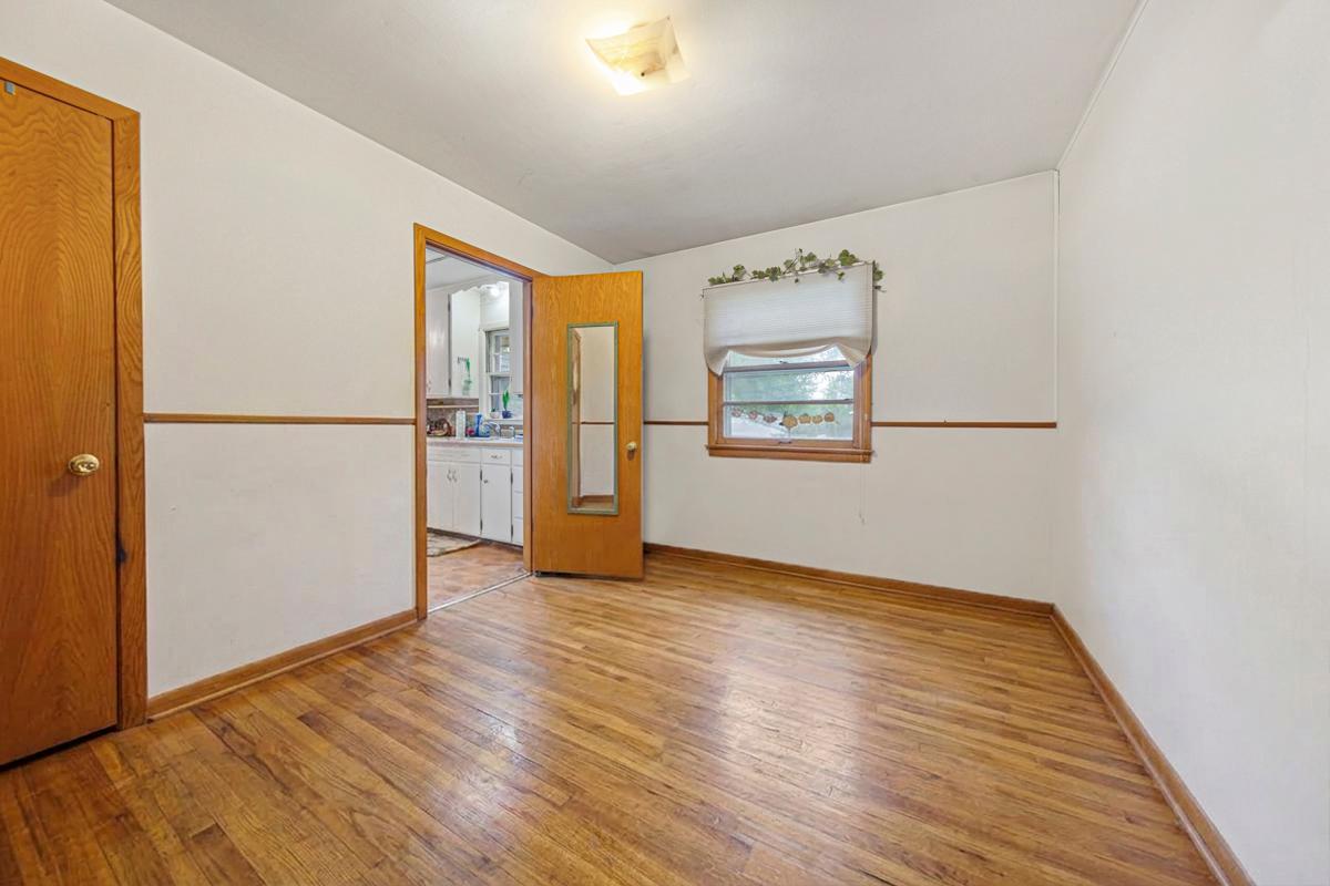 3320 Upper 143rd Street W Property Photo 11