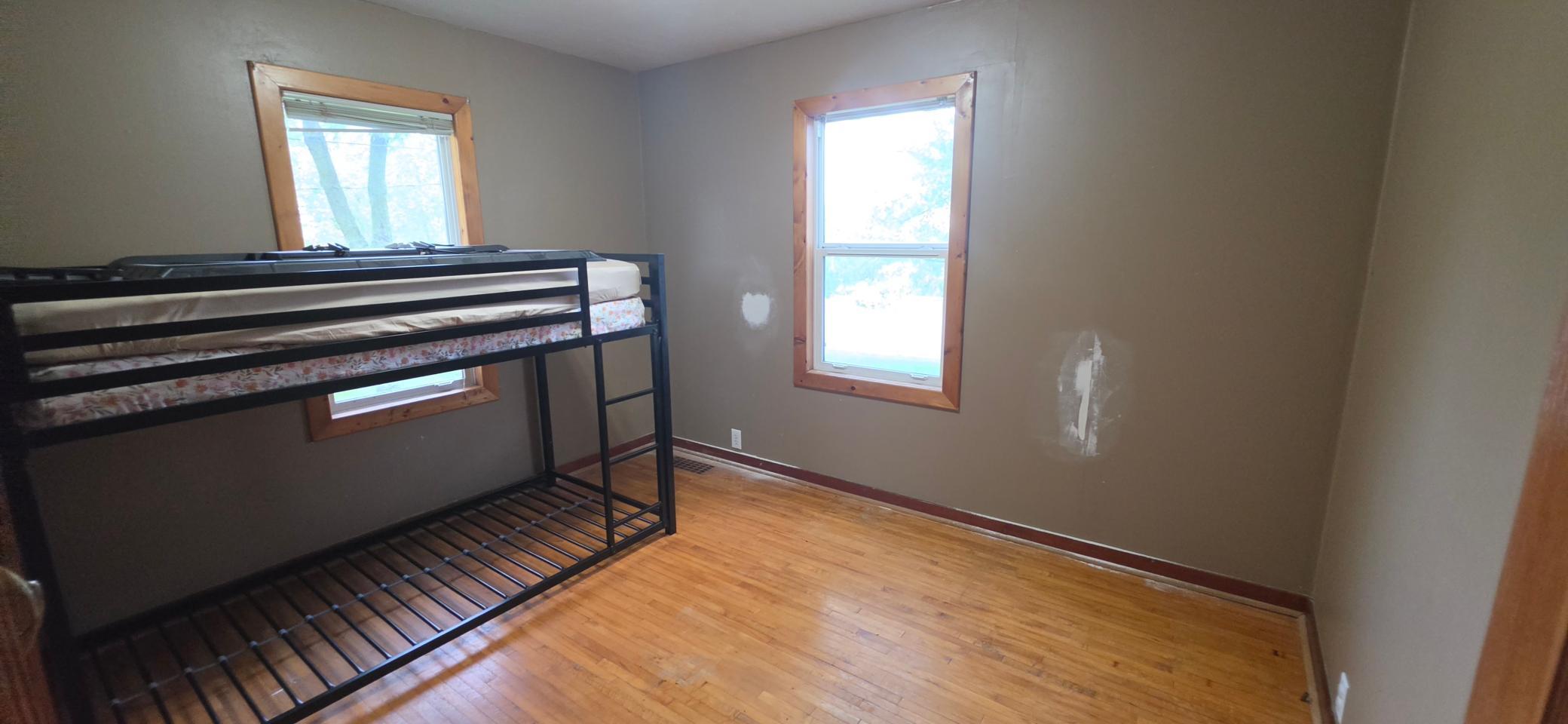 320 7th Street W Property Photo 11