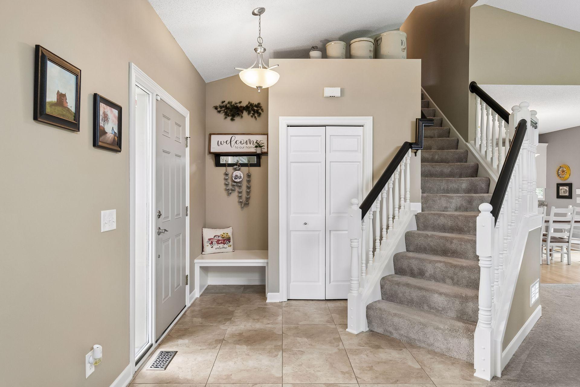10346 Fallgold Parkway N Property Photo 6