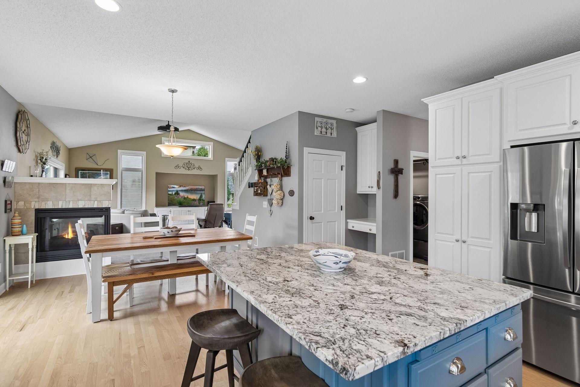 10346 Fallgold Parkway N Property Photo 12
