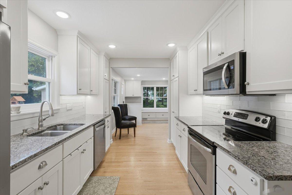 257 S Chestnut Street Property Photo 4