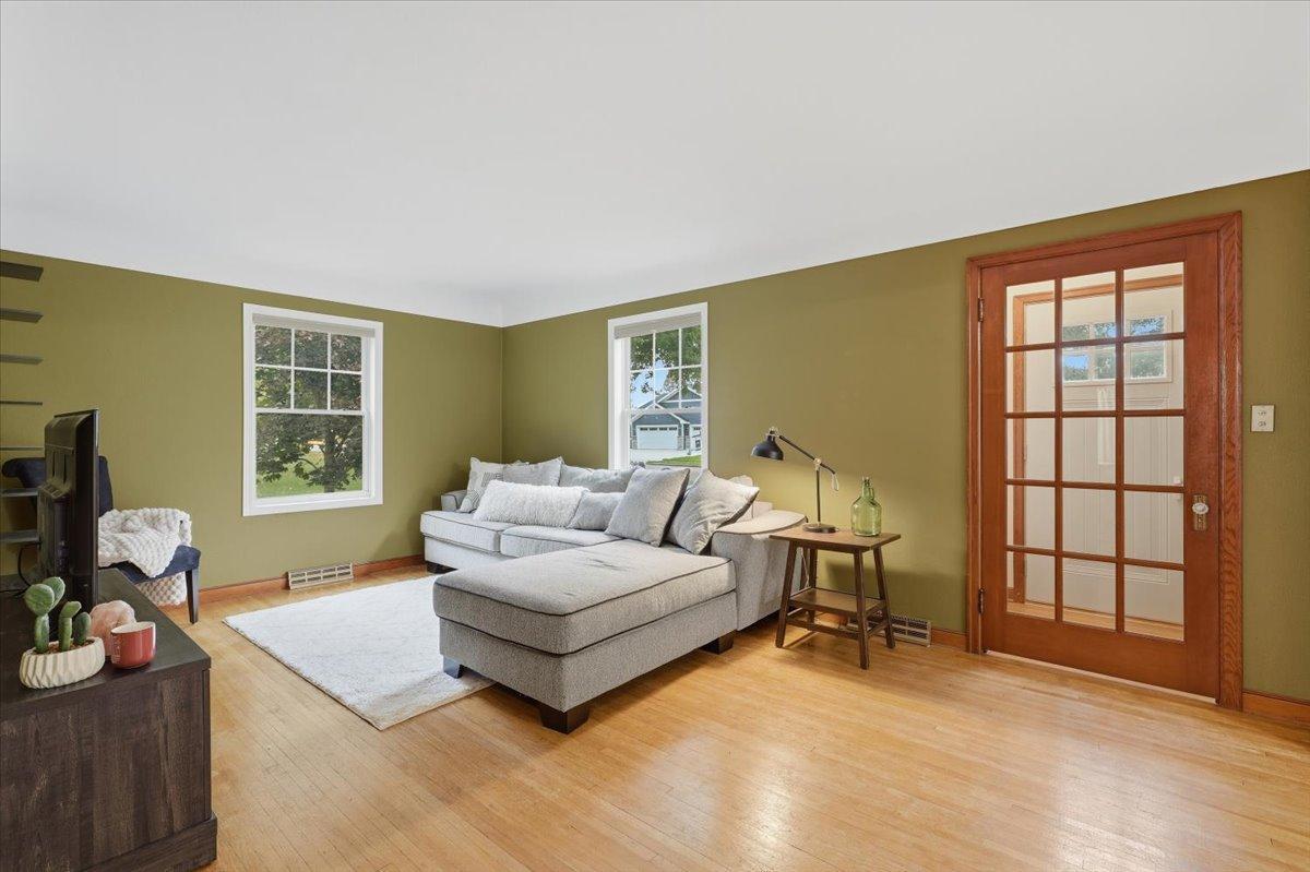 257 S Chestnut Street Property Photo 12