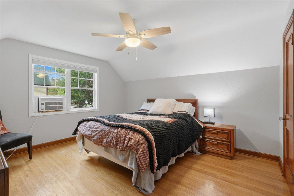 257 S Chestnut Street Property Photo 15
