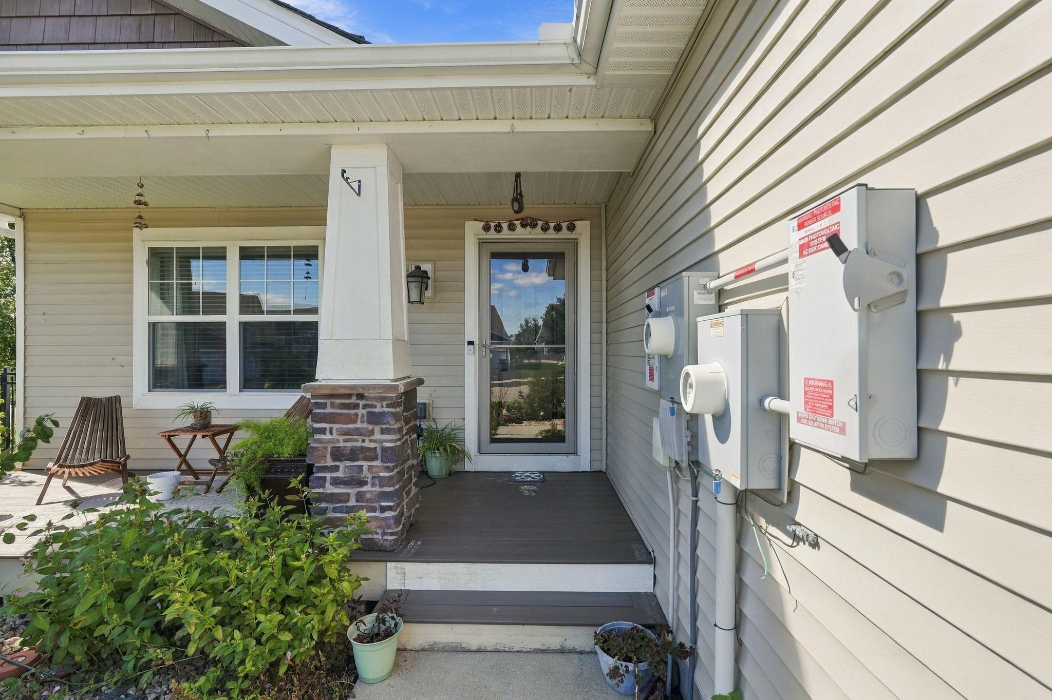 8539 Titanium Circle Property Photo 4