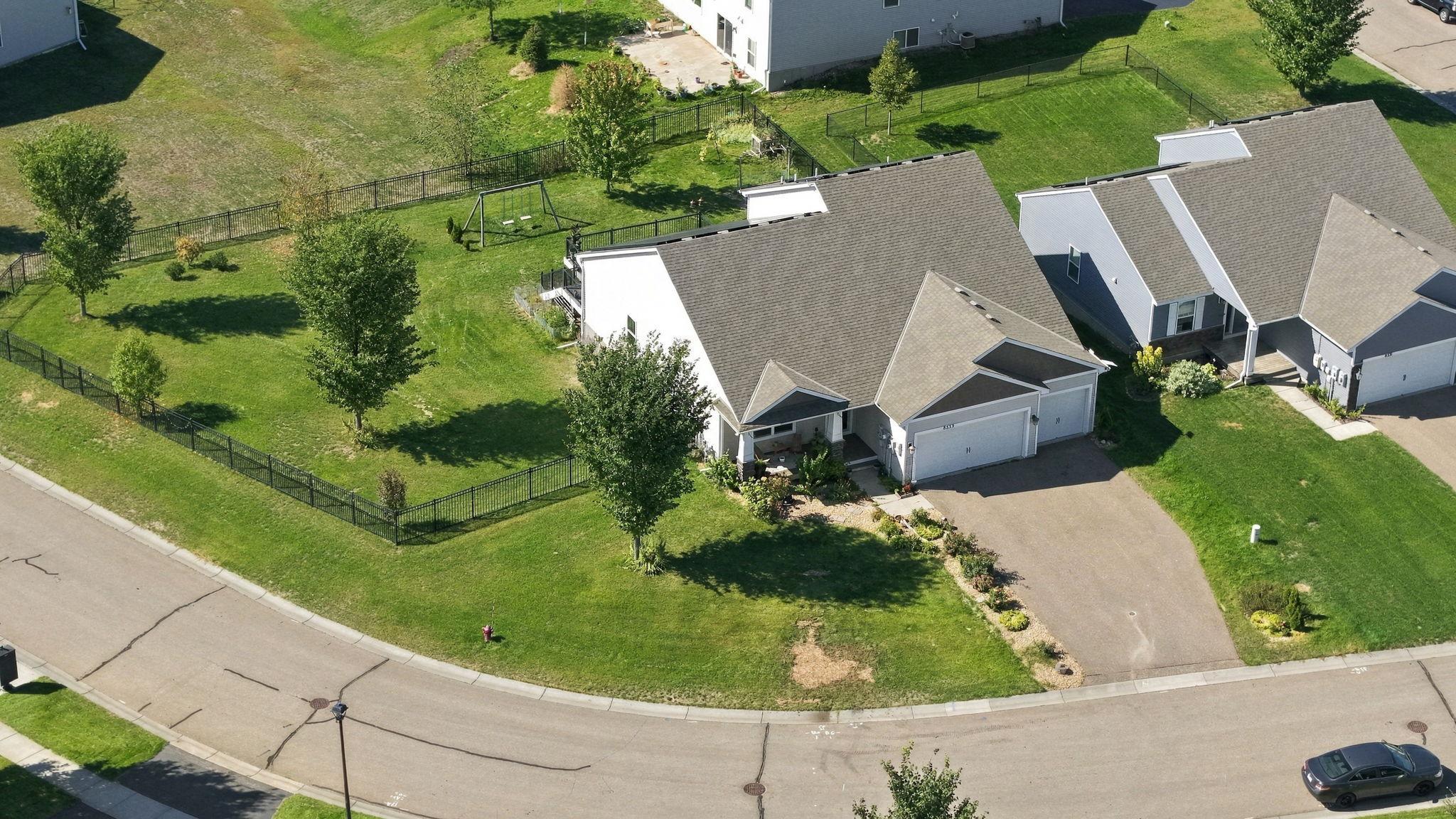 8539 Titanium Circle Property Photo 14