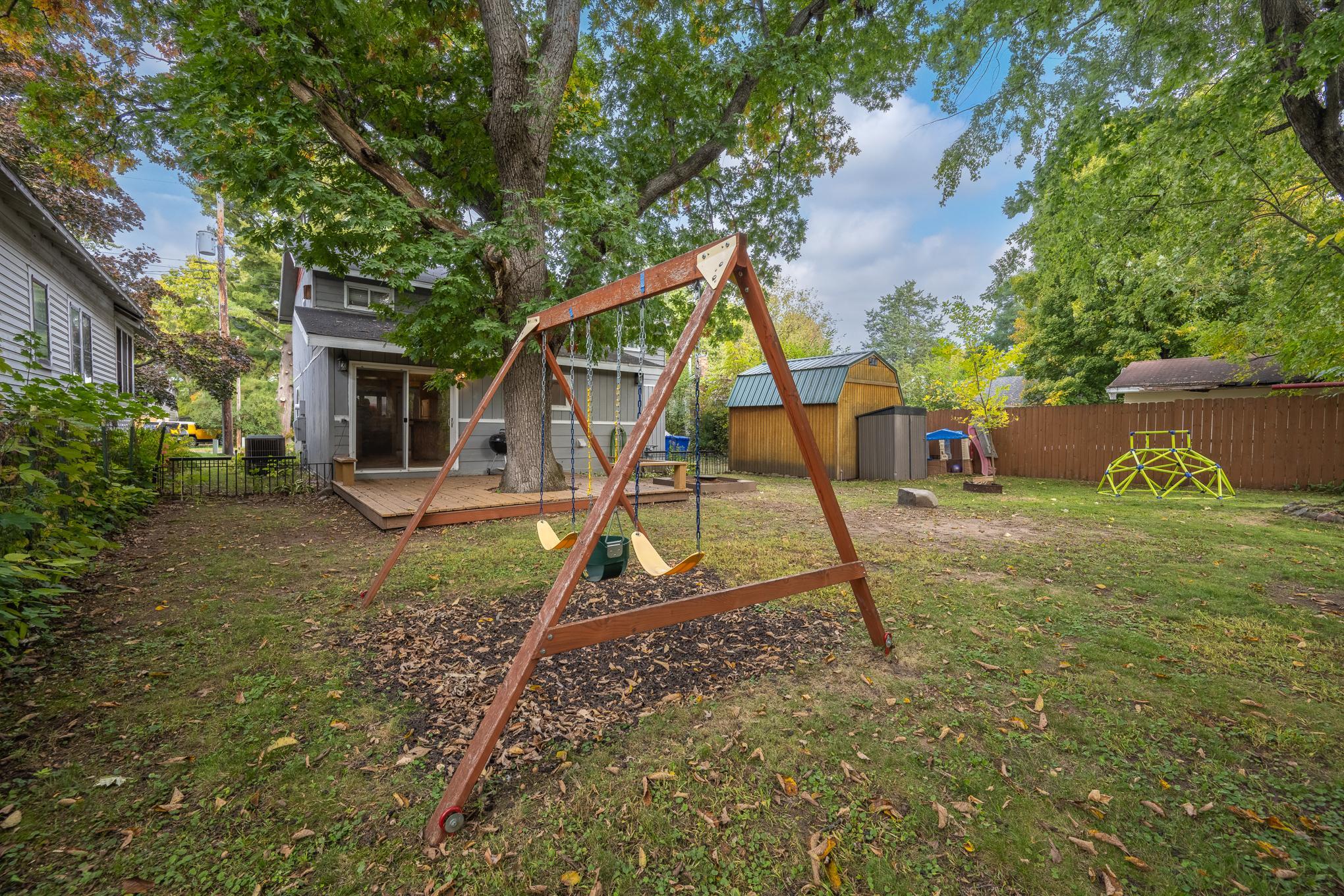 606 River Street Property Photo 3