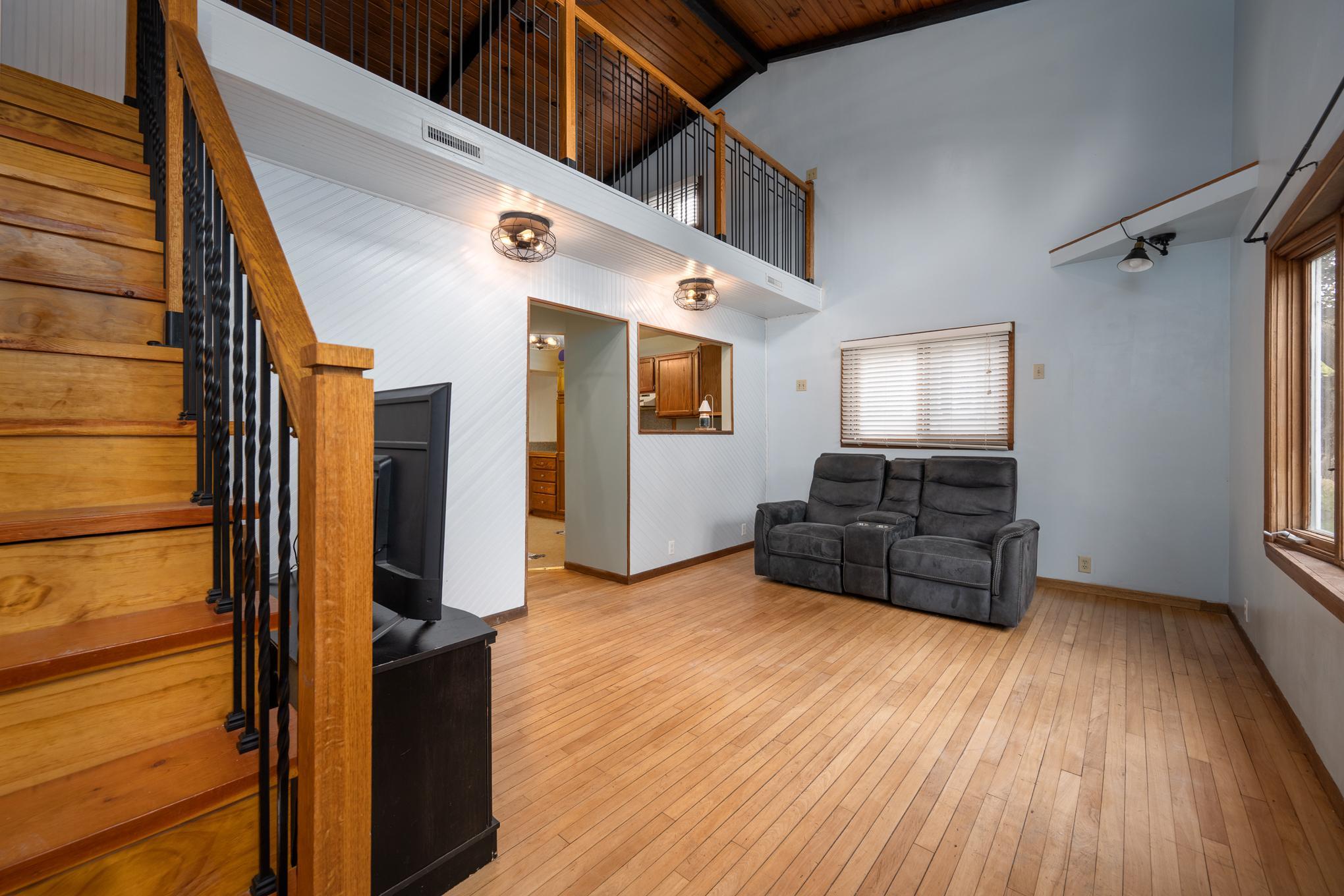 606 River Street Property Photo 11
