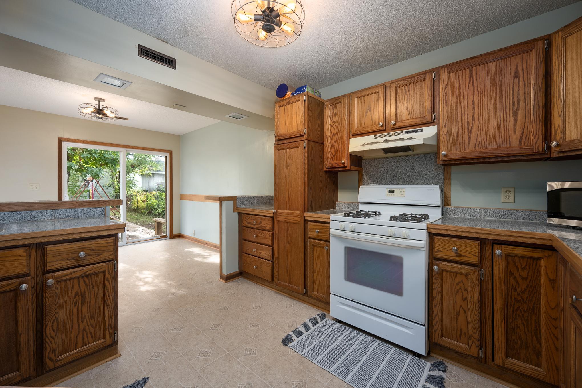 606 River Street Property Photo 13