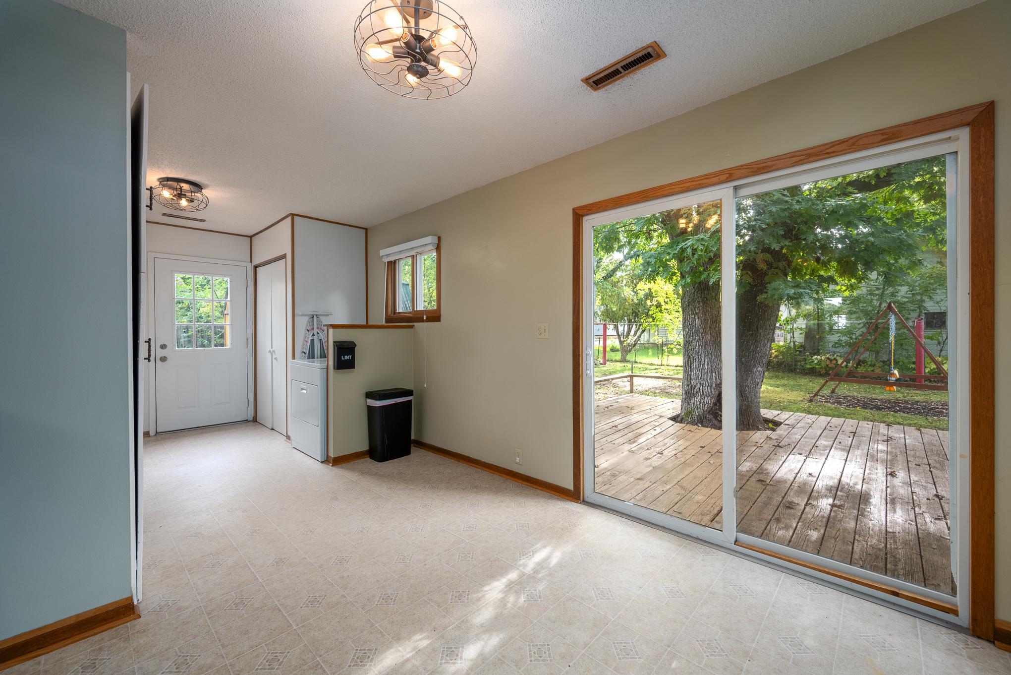606 River Street Property Photo 16