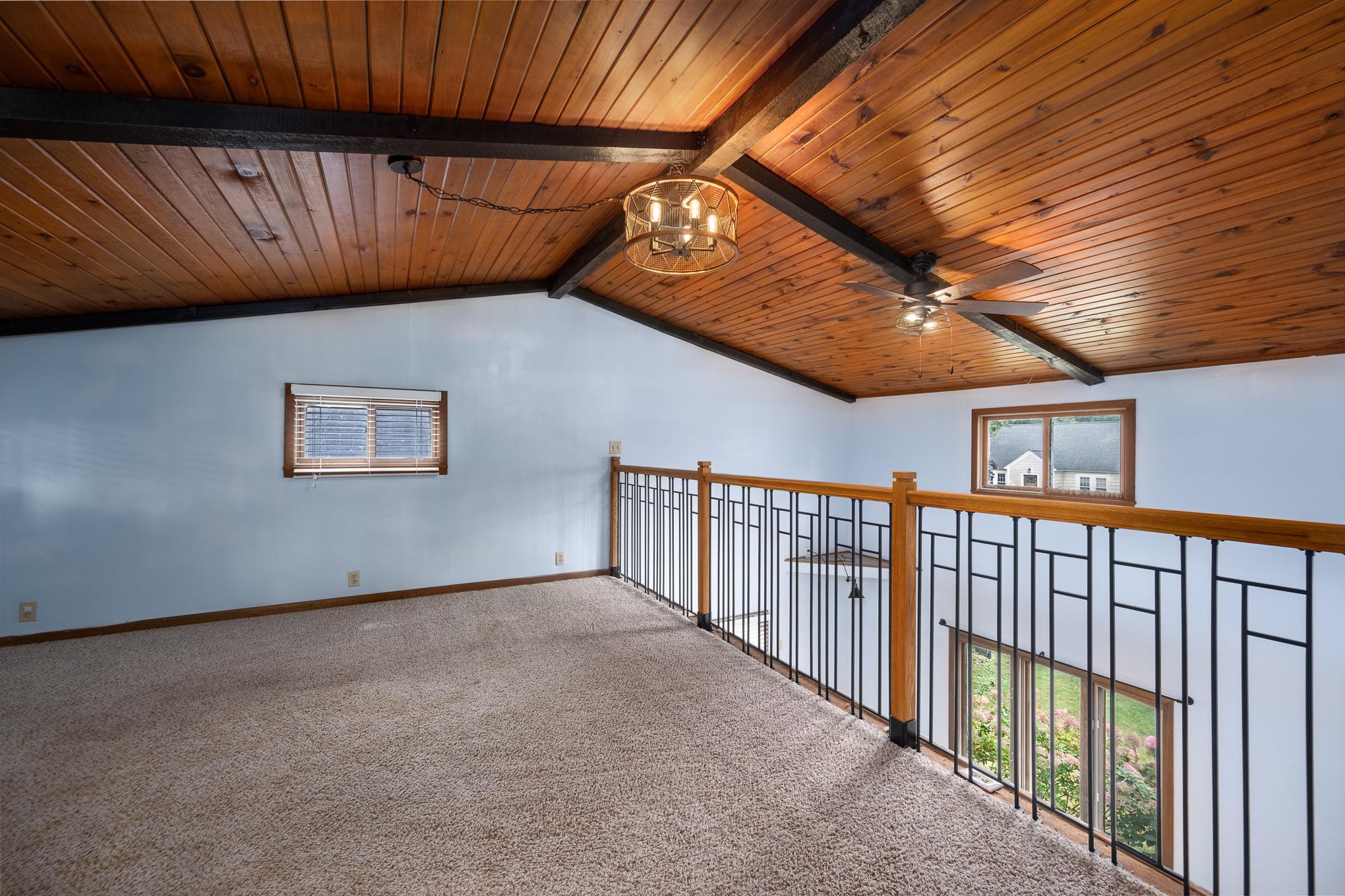 606 River Street Property Photo 21