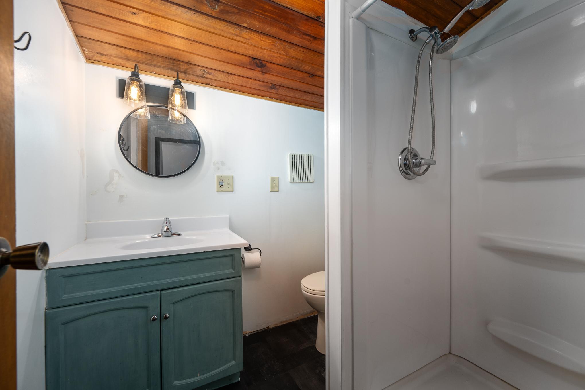 606 River Street Property Photo 27