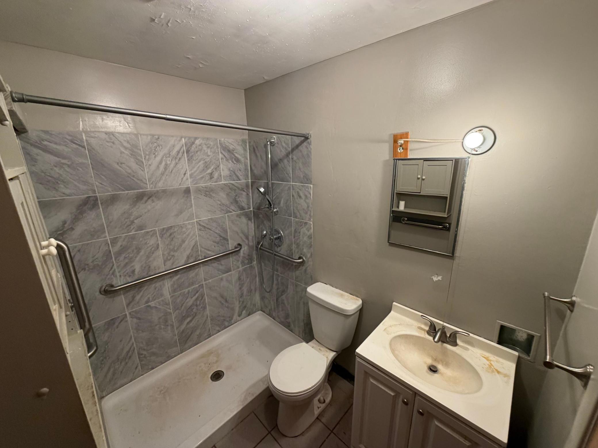228 Winona Avenue Property Photo 7