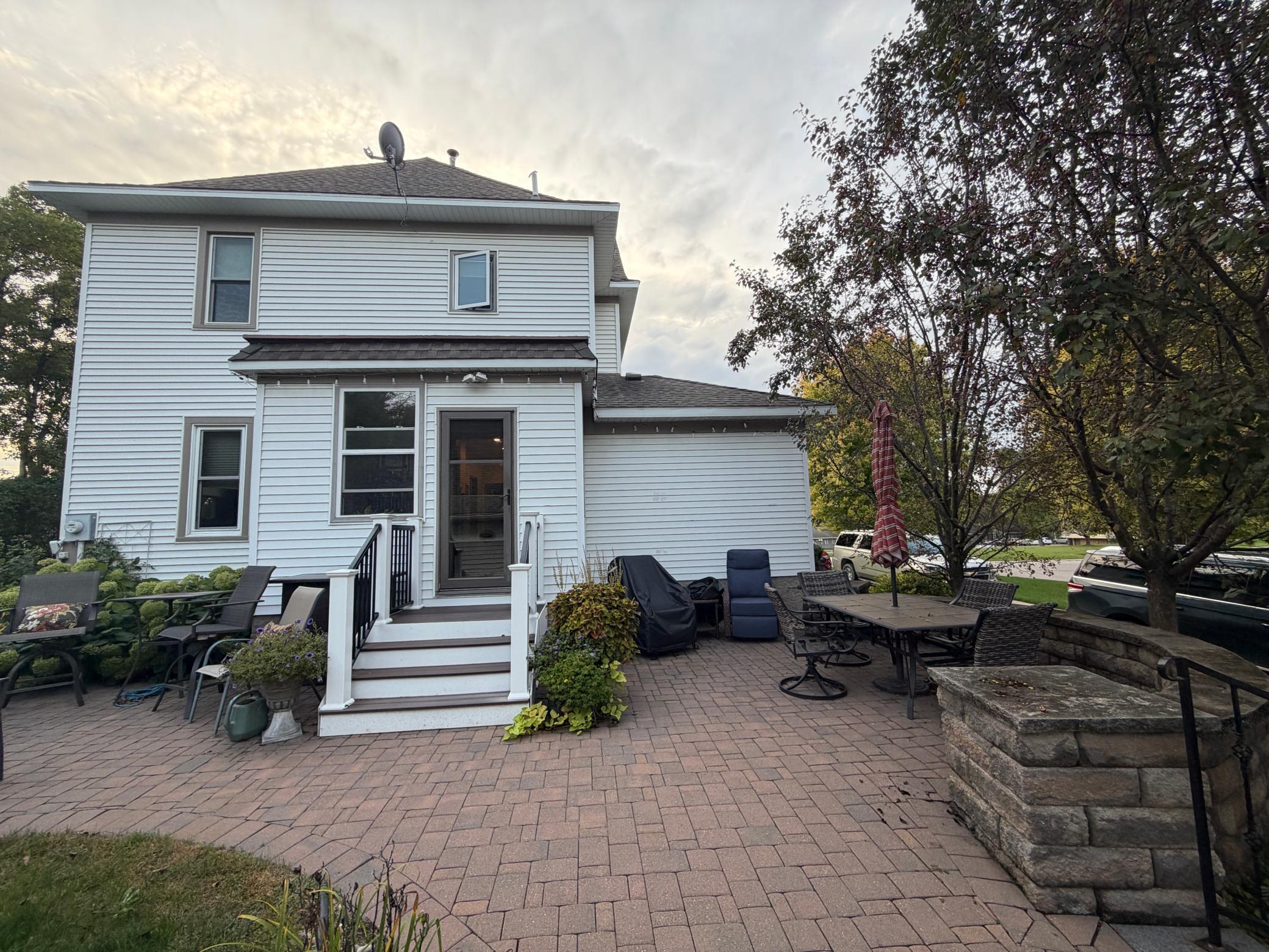 627 12th Street Property Photo 3