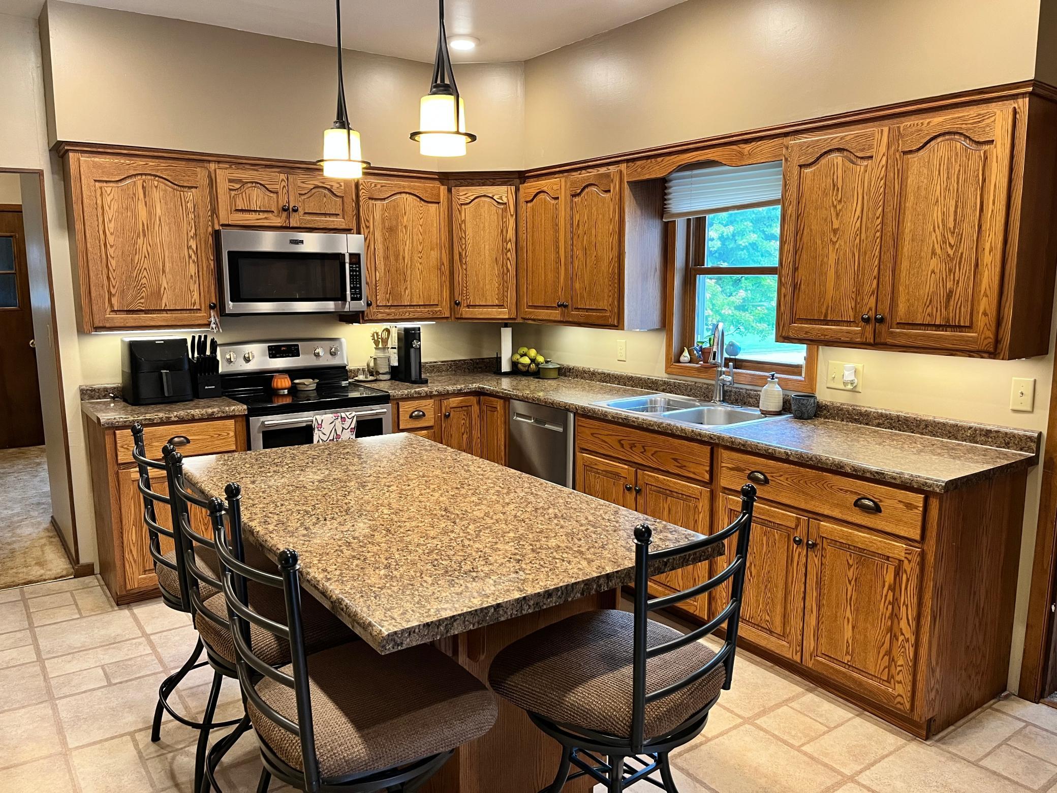 627 12th Street Property Photo 10