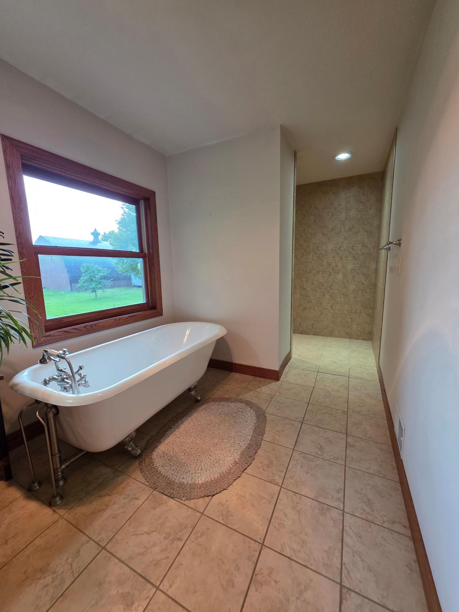 1583 Highway 68 Property Photo 23