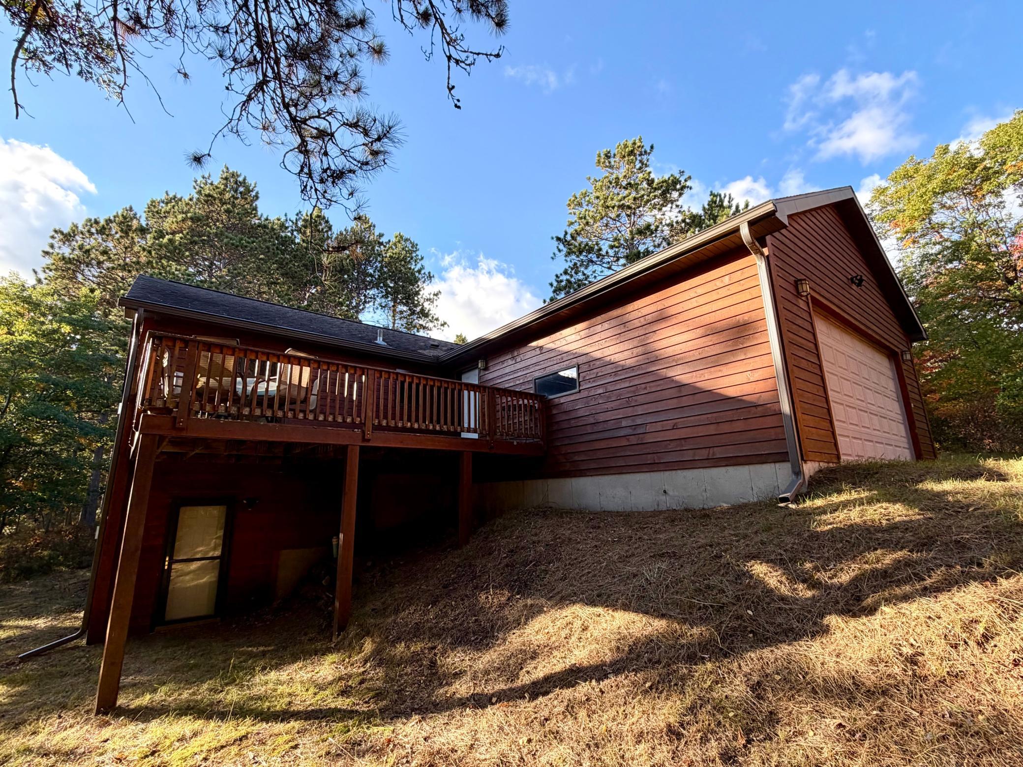 1735 St Croix Trail Property Photo 3