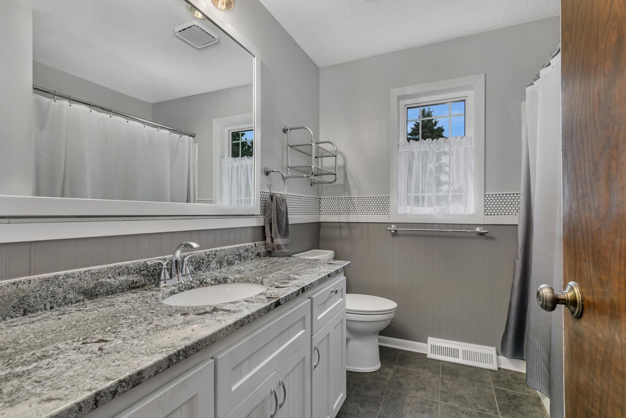 6407 Laurel Road Property Photo 23