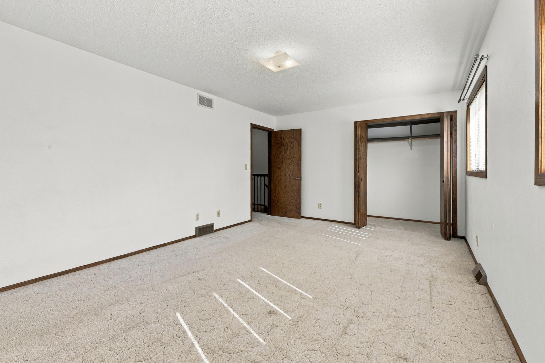 1402 E Gateway Circle S H Property Photo 16