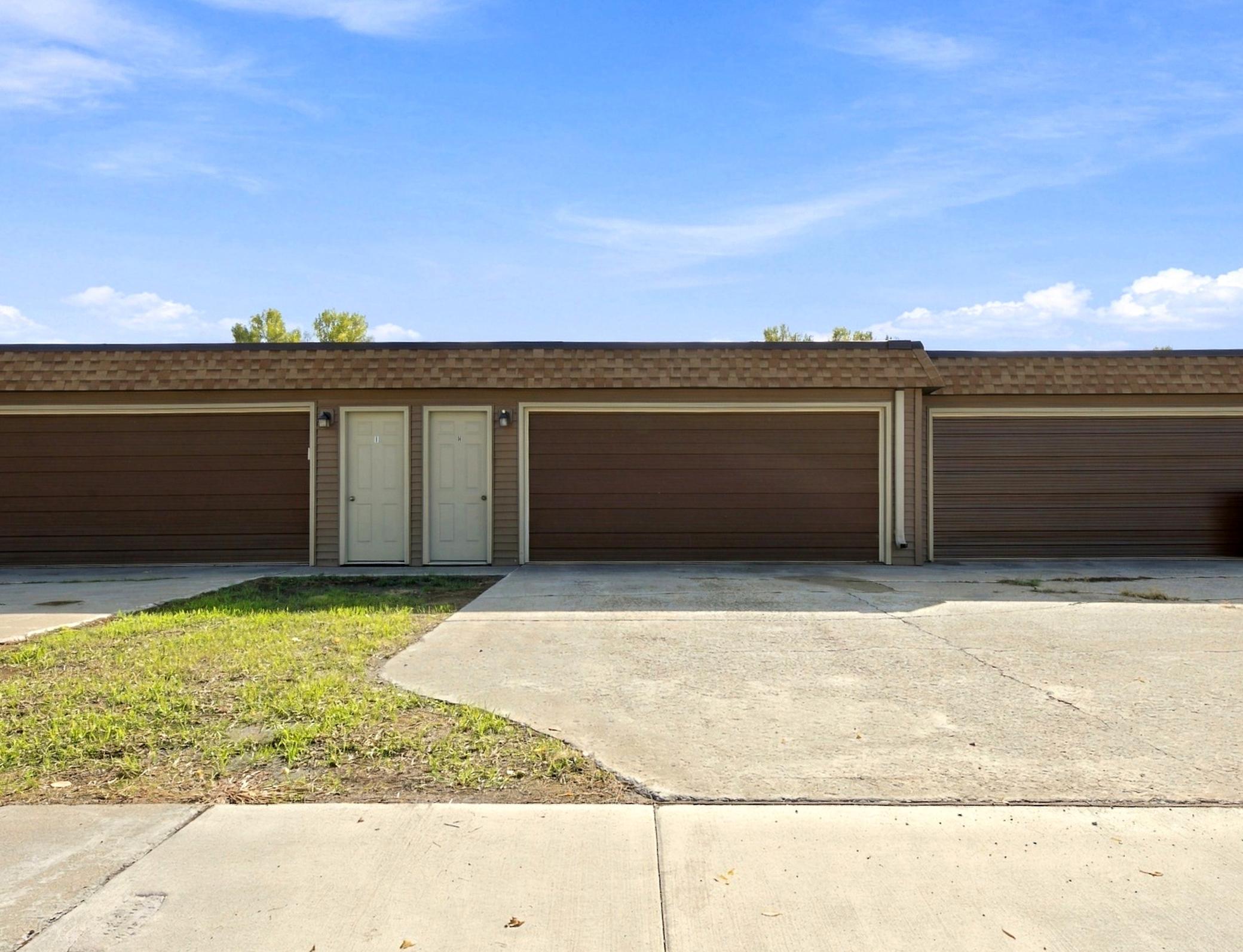 1402 E Gateway Circle S H Property Photo 34