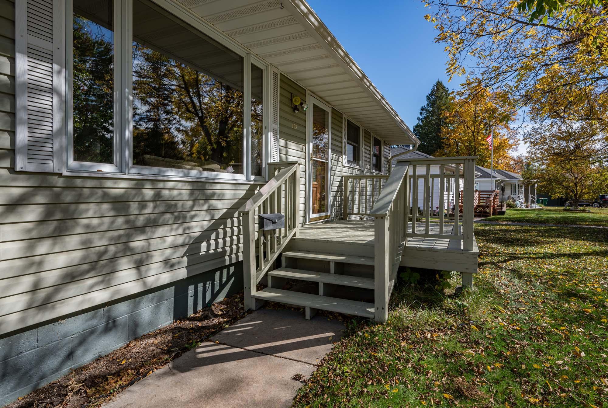 103 Hacar Place Property Photo 2