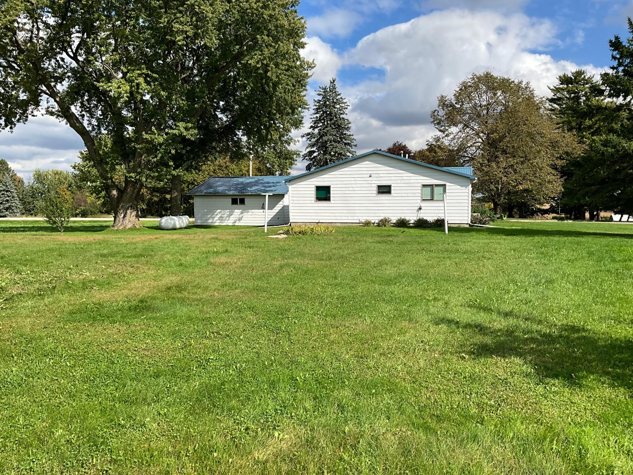 16149 County 5 Property Photo 2