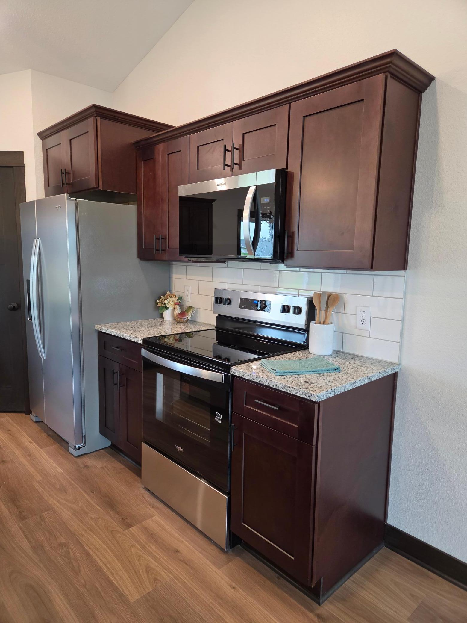 1088 Cullen Street Property Photo 4