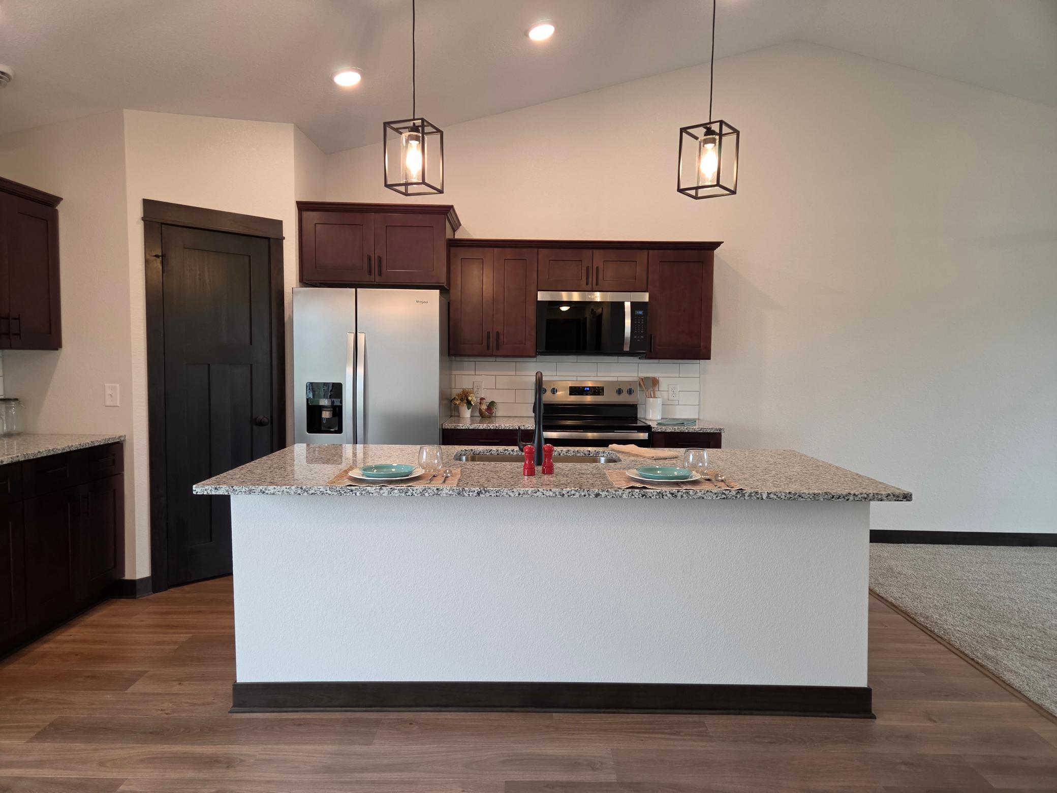 1088 Cullen Street Property Photo 6