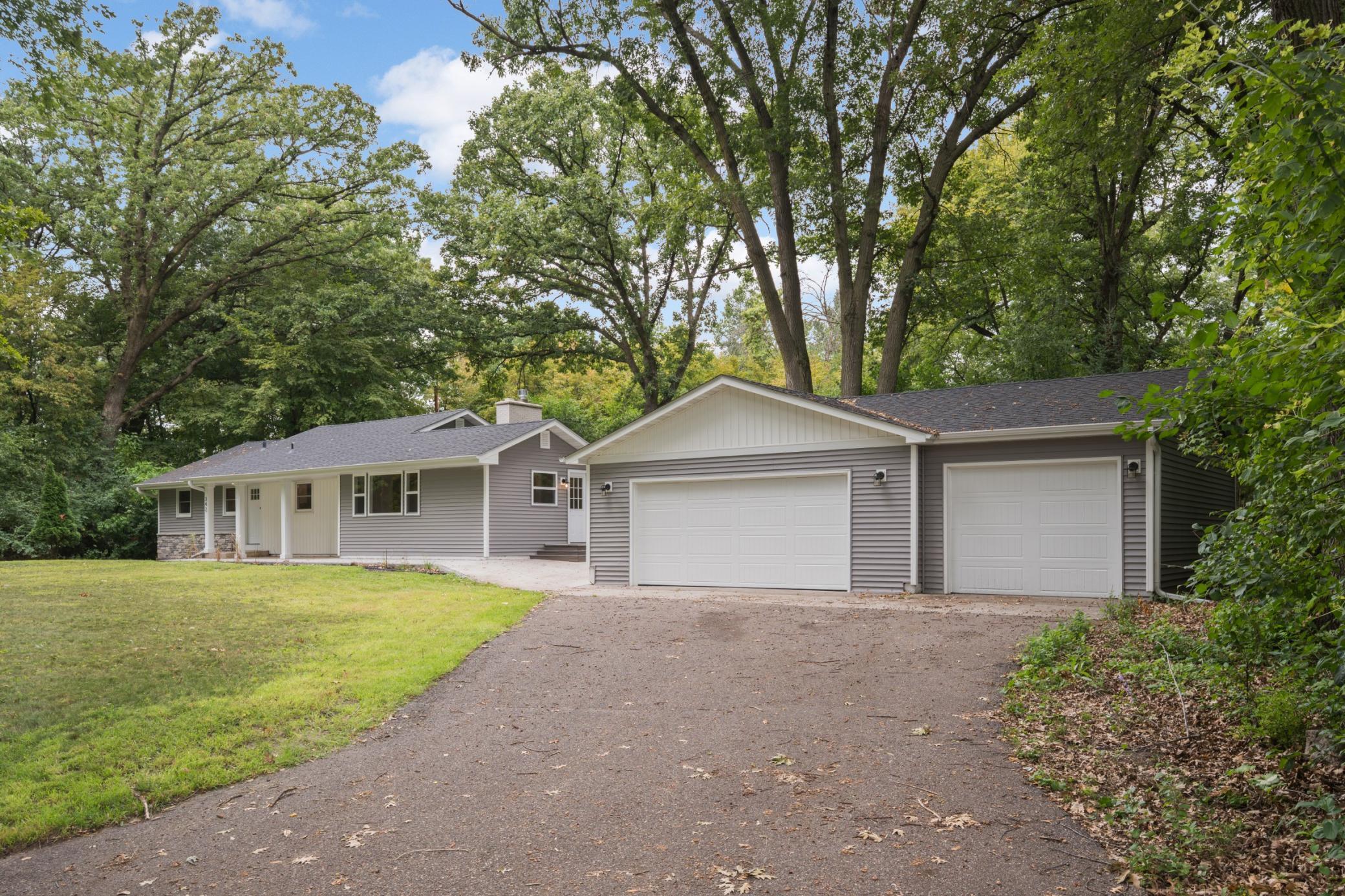 342 Kenmar Circle Property Photo 2