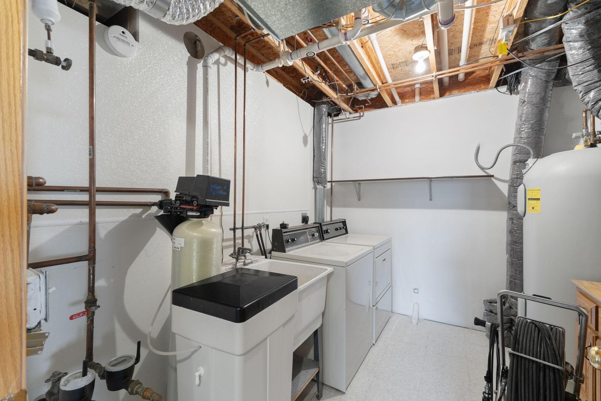 103 Cedar Court Property Photo 25