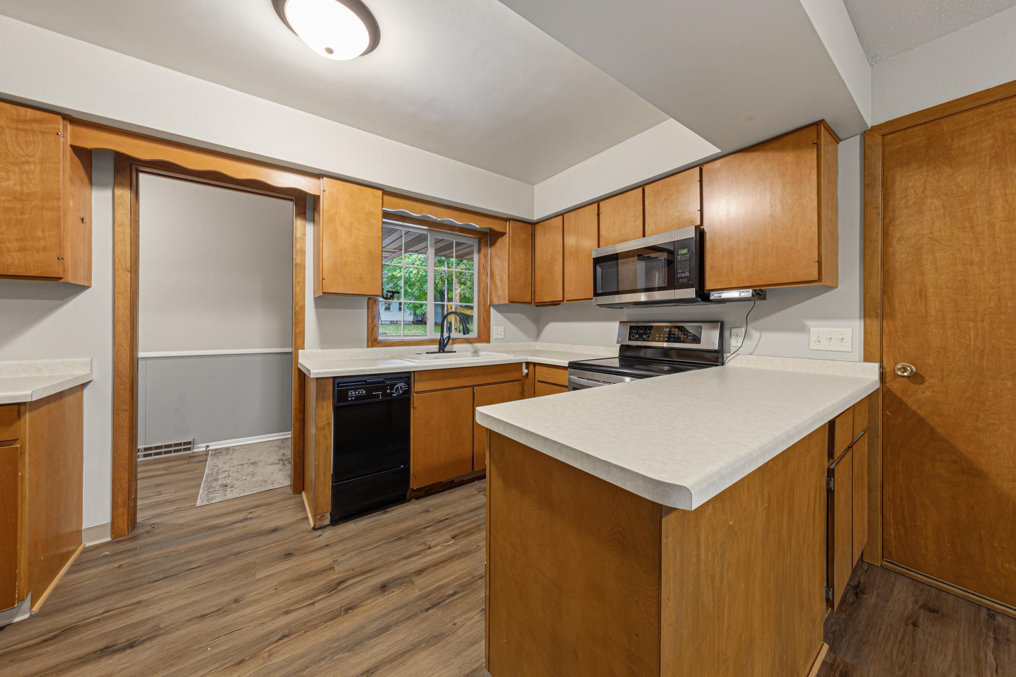 120 Brand Avenue Property Photo 11