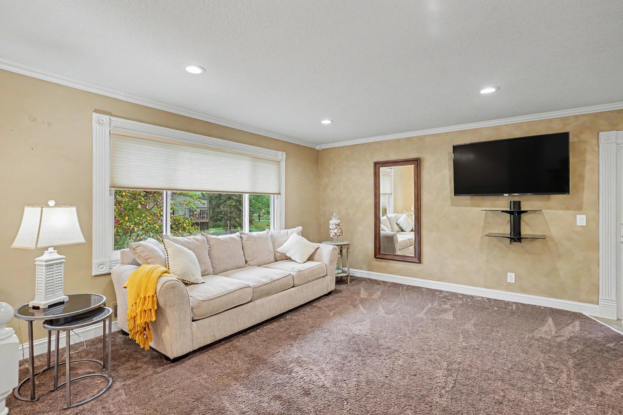 14054 Heywood Path Property Photo 9