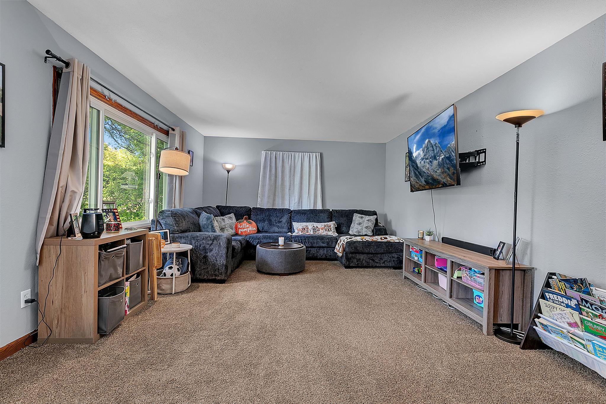 908 Brenda Lee Drive Property Photo 11