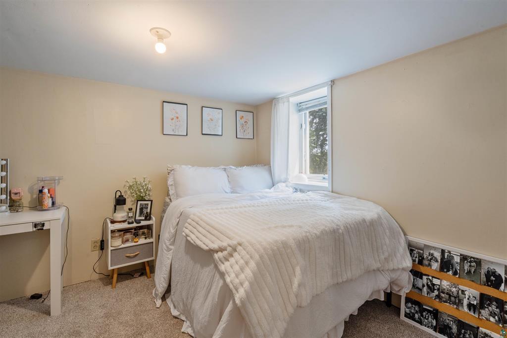 203 S 18th Avenue E Property Photo 16