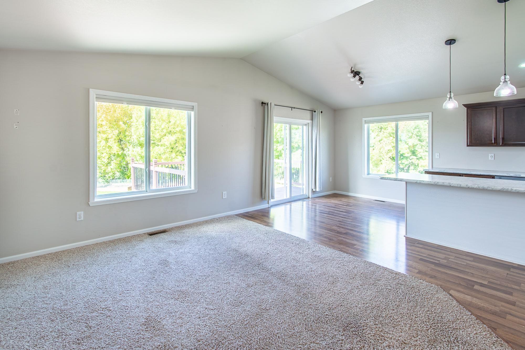 5883 Autumn Drive S Property Photo 10
