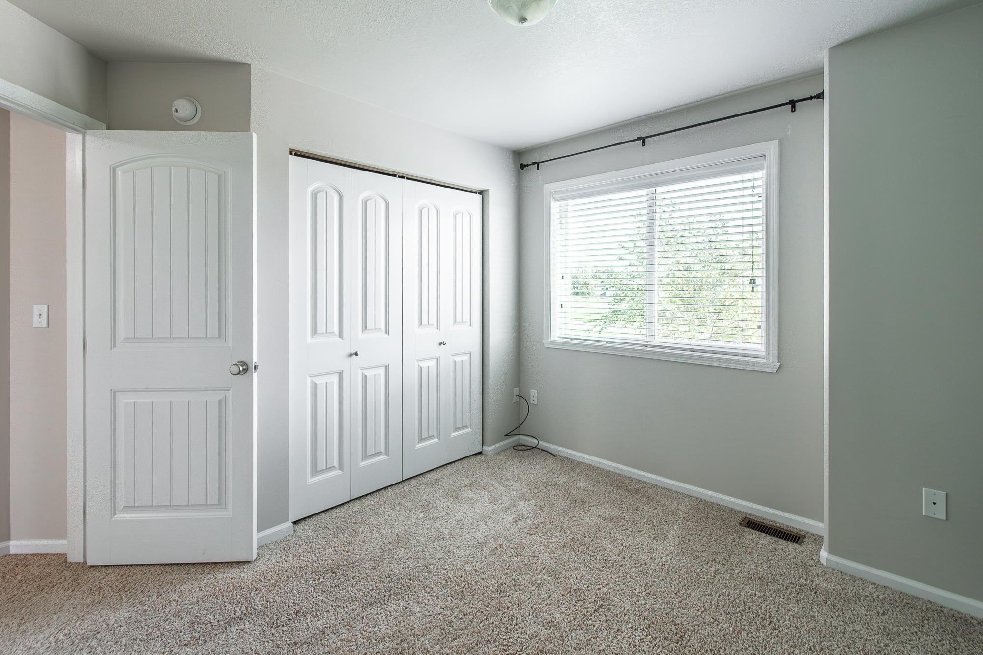 5883 Autumn Drive S Property Photo 18