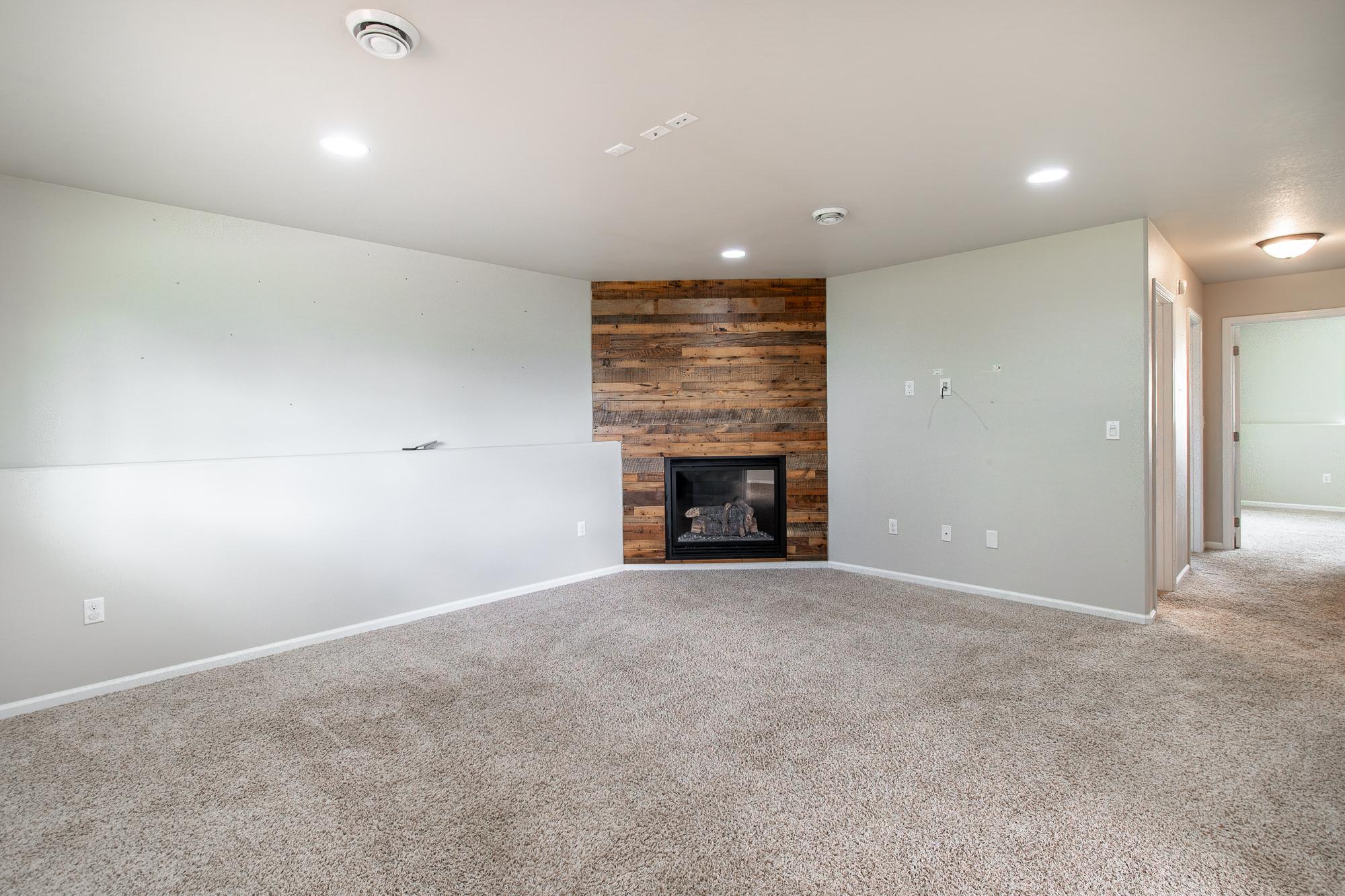 5883 Autumn Drive S Property Photo 26