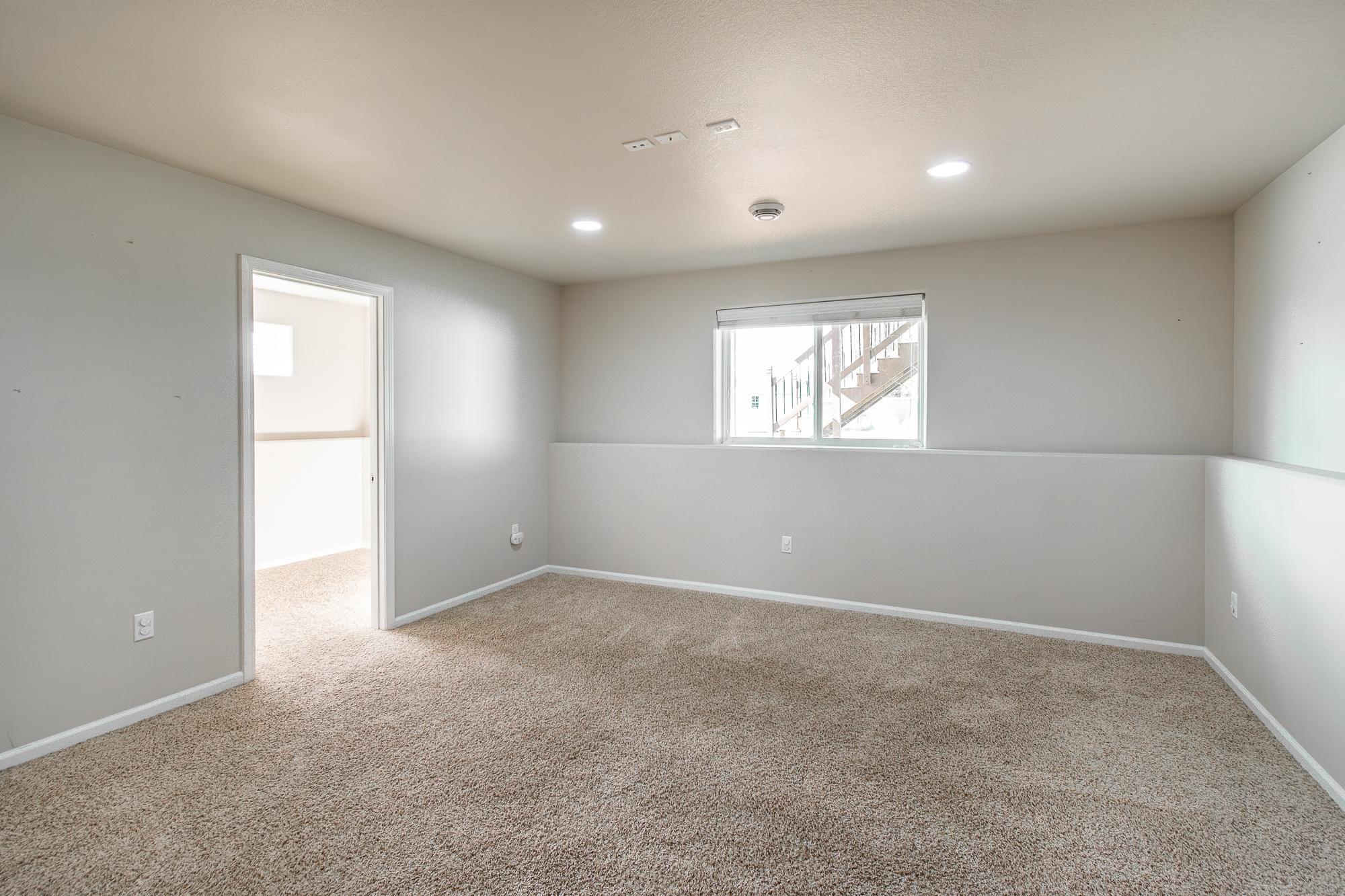 5883 Autumn Drive S Property Photo 28