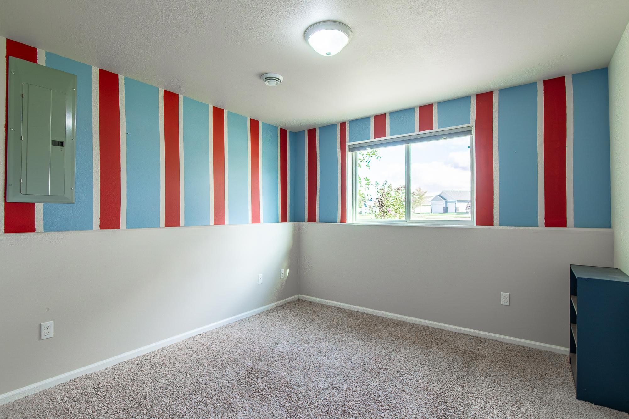 5883 Autumn Drive S Property Photo 32