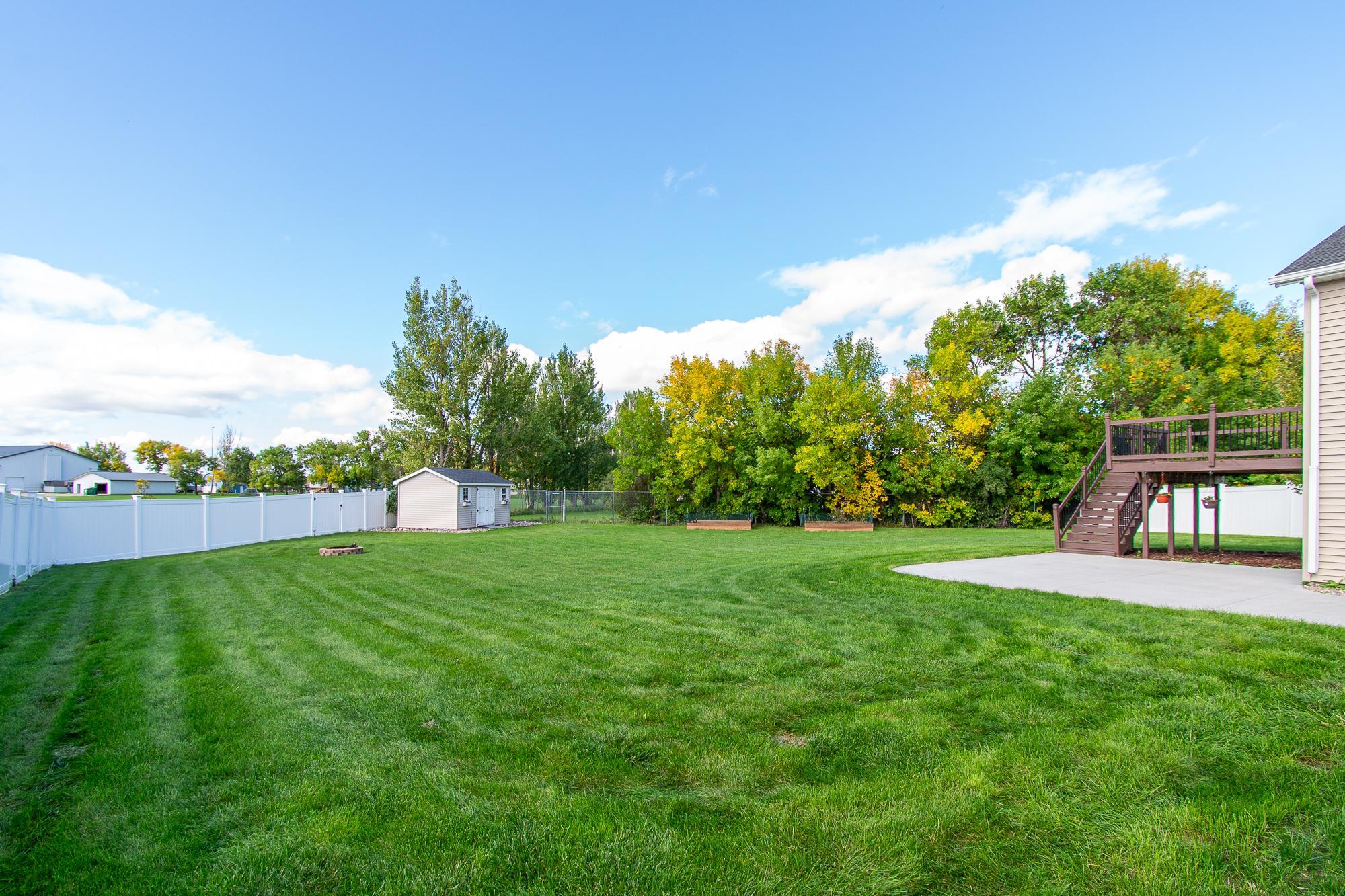 5883 Autumn Drive S Property Photo 44