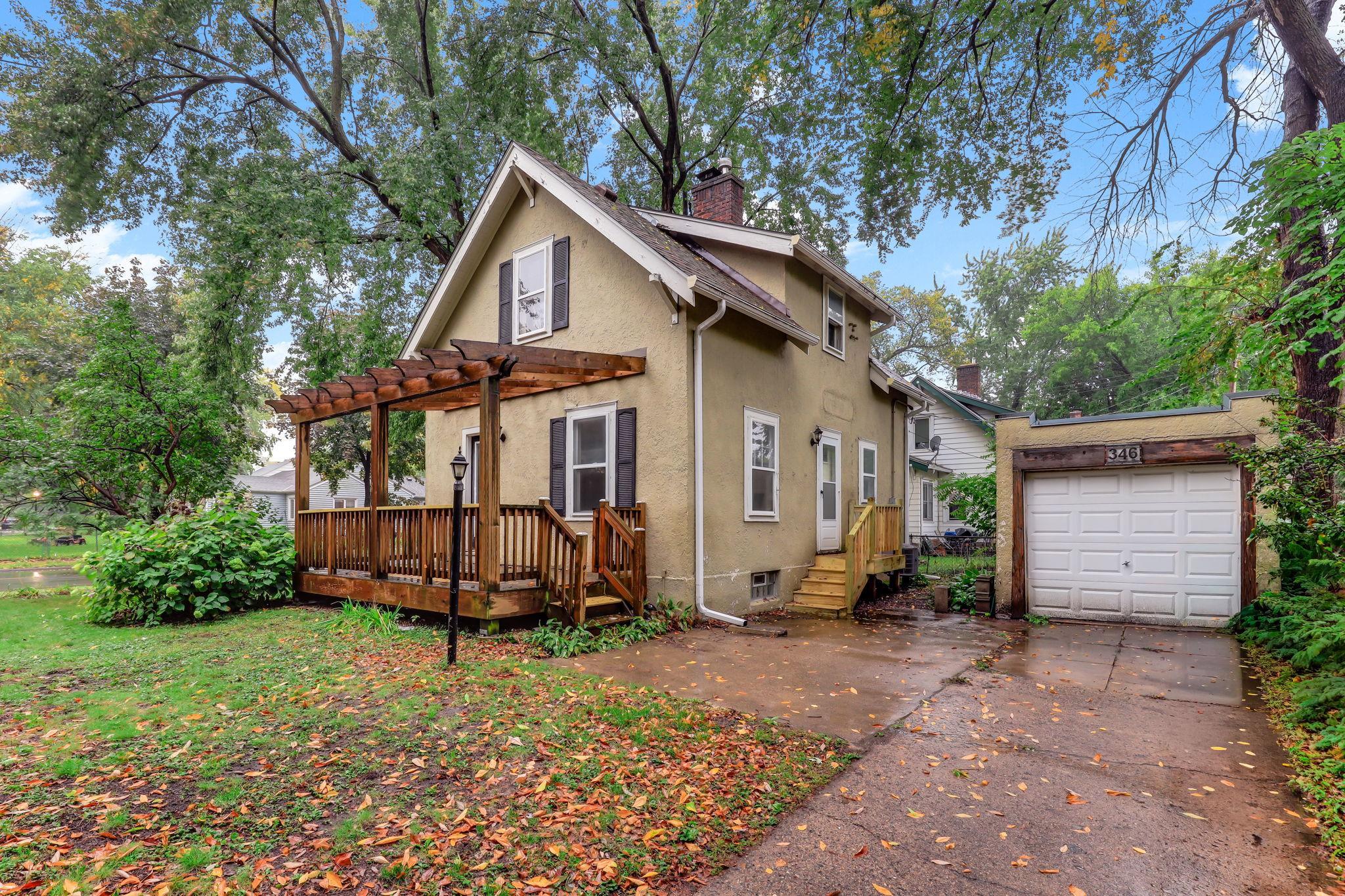 346 E 50th Street Property Photo 18