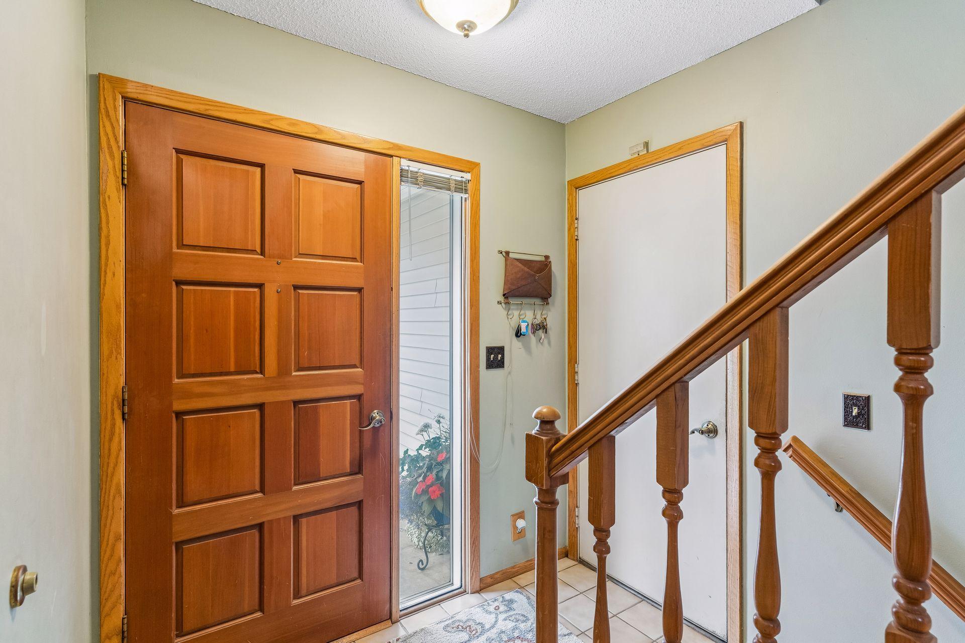 4712 Covington Court Property Photo 5