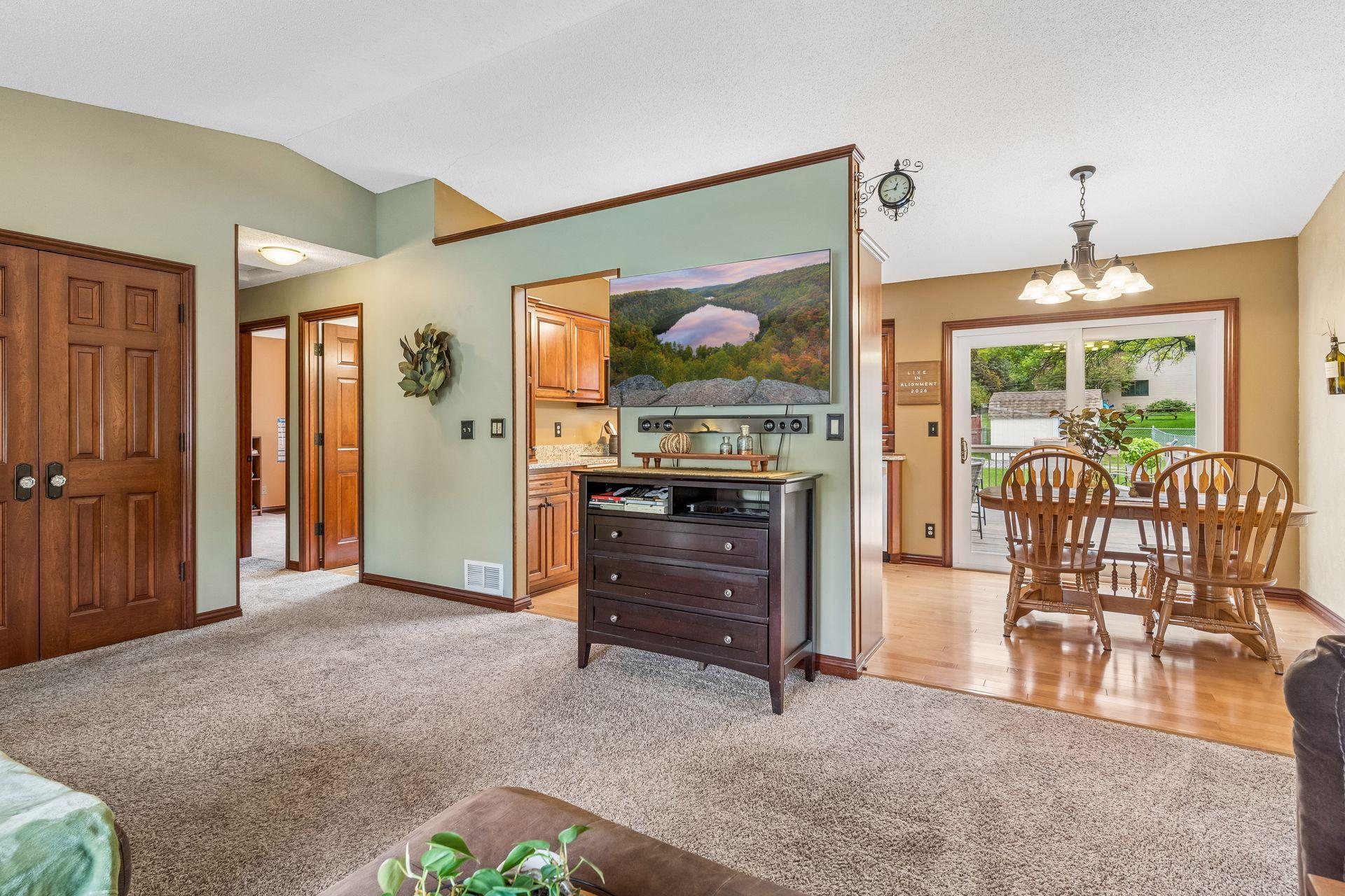 4712 Covington Court Property Photo 10
