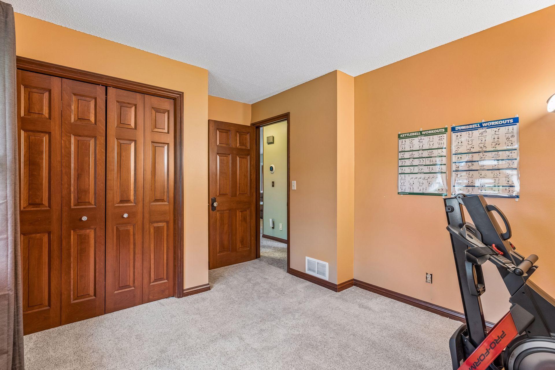 4712 Covington Court Property Photo 23